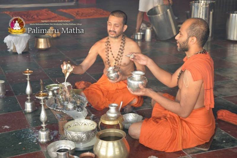 Sahasra Shankha Ksheeraabhisheka at Mysore