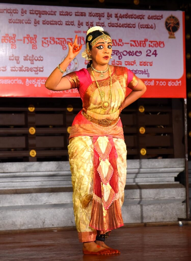 Dr. Chaitra Bharata Natyam